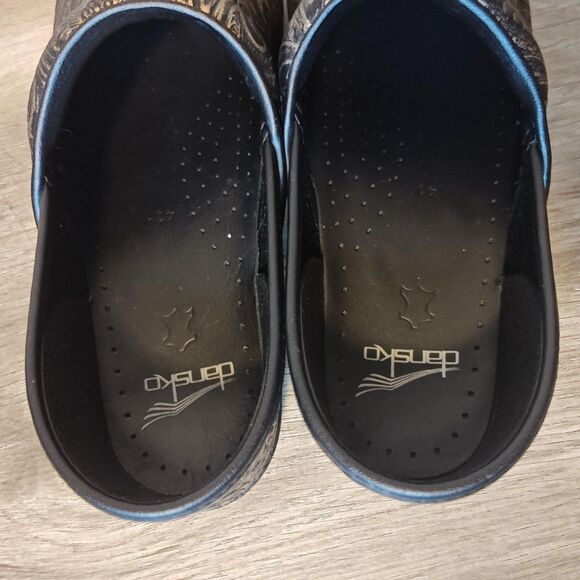Dansko Shoes Womens Size 41 10.5 Black Metallic Professional Clogs Tooled - Picture 8 of 12